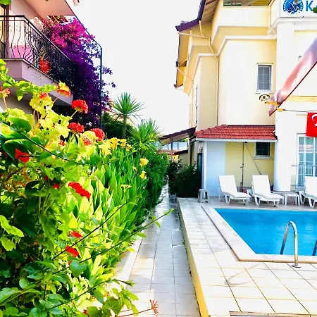 Karaca Hotel